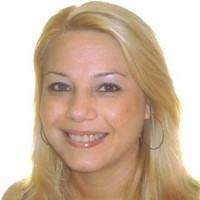 Adriana Candido