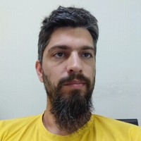 Yannis Manesiotis