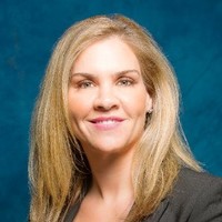 Leslie Joyner Momper