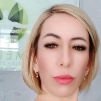 Caroline Ferro