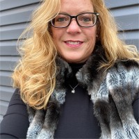 Nancy Miles