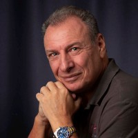 Eli Pressman 🖋️