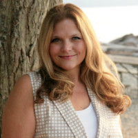 Jennifer MacKay