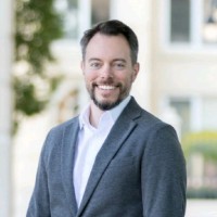 Kevin Lyon, Aia