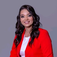 Flávia Oliveira Peralta