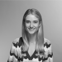 Emma Debus
