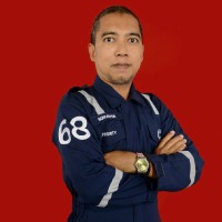 Candra Yulianto, St