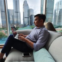Raymond Lesmana
