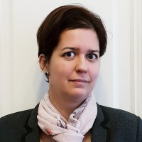 Óvári Csilla
