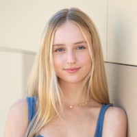 Alexa G.