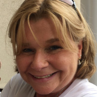 Suzi Veal