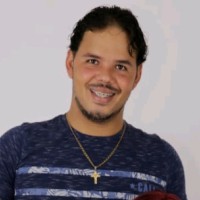 Max Emiliano