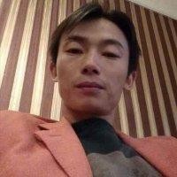 黄小雷