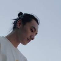 刘辚闱