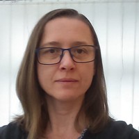 Laura Cave