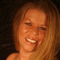 Elyse M Worth