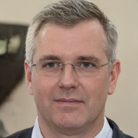 Simon Mcbride