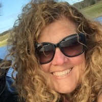 Suzanne Barrett