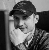 Александр Худяков