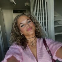 Fay Van Roijen