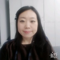 Esther KR Kim