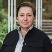 Dr. Manuela Alizadeh
