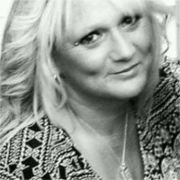 Lynn Colley