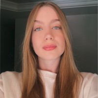 Amanda Menegucci