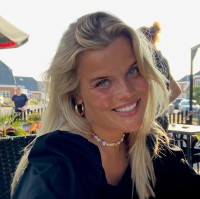 Ester Rubeck Pinholt