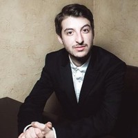 Андраник Степанян