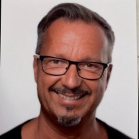 Dirk Springer