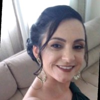 Caroline Cassoli Santana Cruz