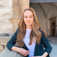 Dora Zástěrová