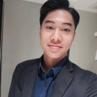 李成伟