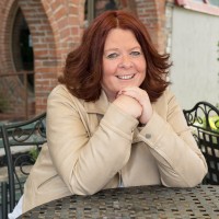 Kimberly Snyder