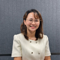 Van (Vicky) Cao