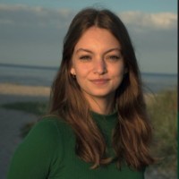 Julia van der Zee