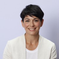 Angela Uther