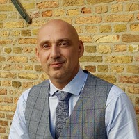 Robert Van Waardenburg