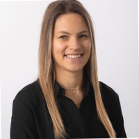 Eszter Lóczi