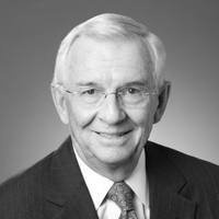 D Bruce Murdoch