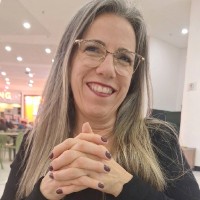 Izildinha Almeida