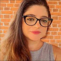 Thalita dos Santos Nogueira