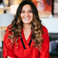 Nikki Cameron-Jones, Gri