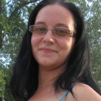 Eszter Pauzart