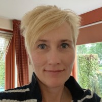 Hennie Van Der Meer