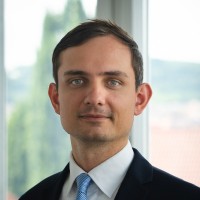 Dr. Florian Eger