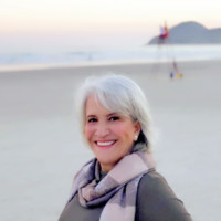 Eliana de Barros Santos