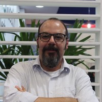 Fernando T Wanderley