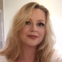 Jacqueline Knox